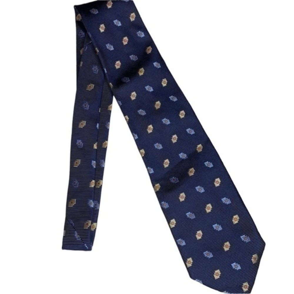 Barney’s New York silk tie